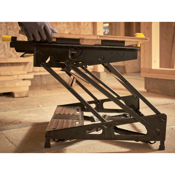 Стіл для майстерні складаний STANLEY "FatMax" 74х52.5 см висота 61/80 см STST83800-1
