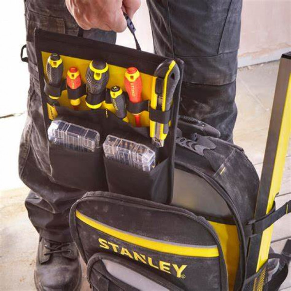 Рюкзак для інструменту 34х57х20 см Stanley ESSENTIAL на колесах STST83307-1