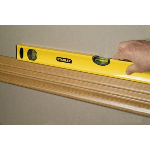 Рівень STANLEY "Classic Box Level" 2 капсули 40/60/80 см а асортименті STHT1-43102