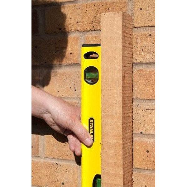 Рівень STANLEY "Classic Box Level" 2 капсули 40/60/80 см а асортименті STHT1-43102