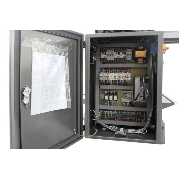 Широкоуніверсальний фрезерний верстат JET JUM-1253VHXL DRO 400 В 3 кВт JUM-1253VHXLDRO
